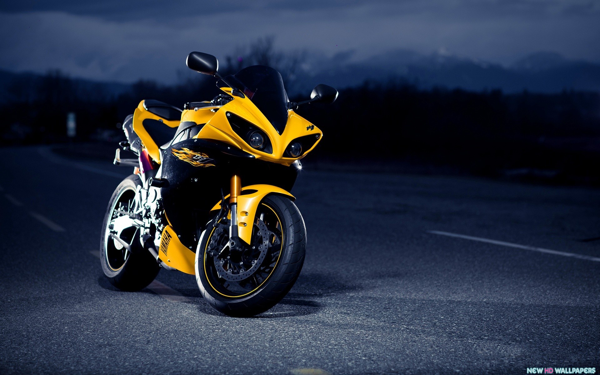 Yamaha Sportbike R1 Yellow HD Wallpaper