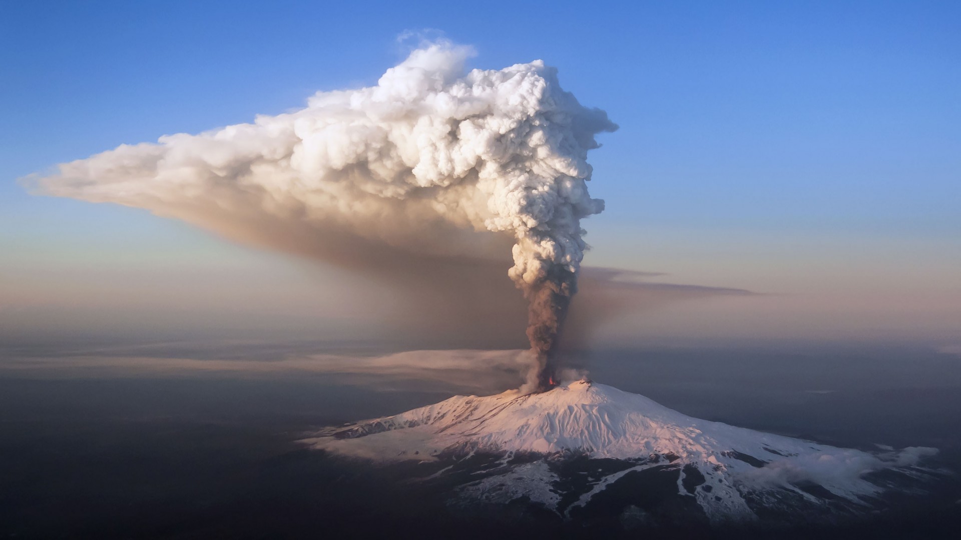 Volcano Eruption Wallpaper