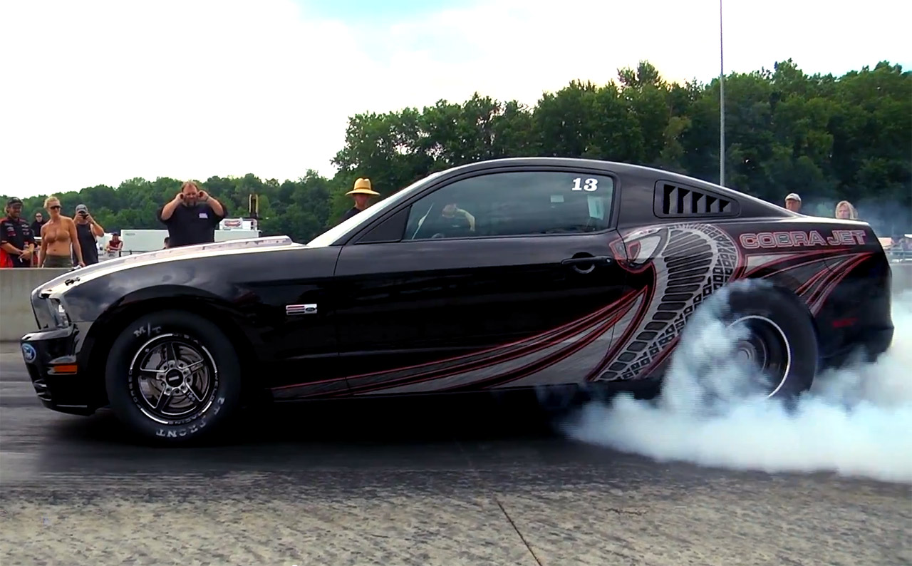 Mustang Cobra Jet Makes Its First Ever Petitive Pass Mustangs