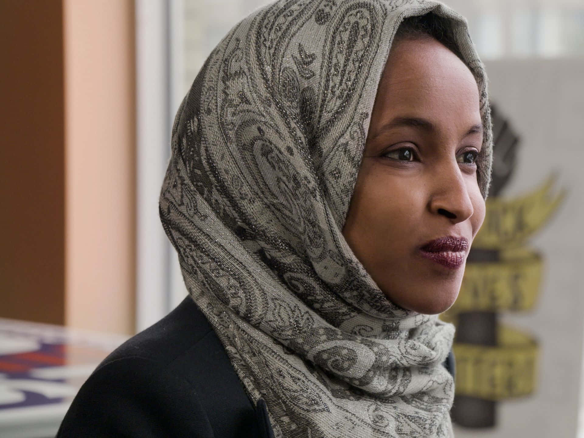 Ilhan Omar Sparkly Eyes Unfrg9rmmj788dmx Wallpaper