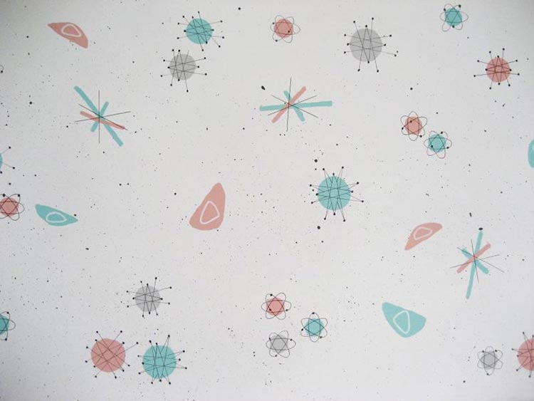 Rose stencils atomic painted wallpaper to perk up her vintage bathro 750x563