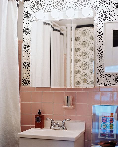 Albert Hadleys Iconic Fireworks Patterned Wallpaper In A Bathroom With