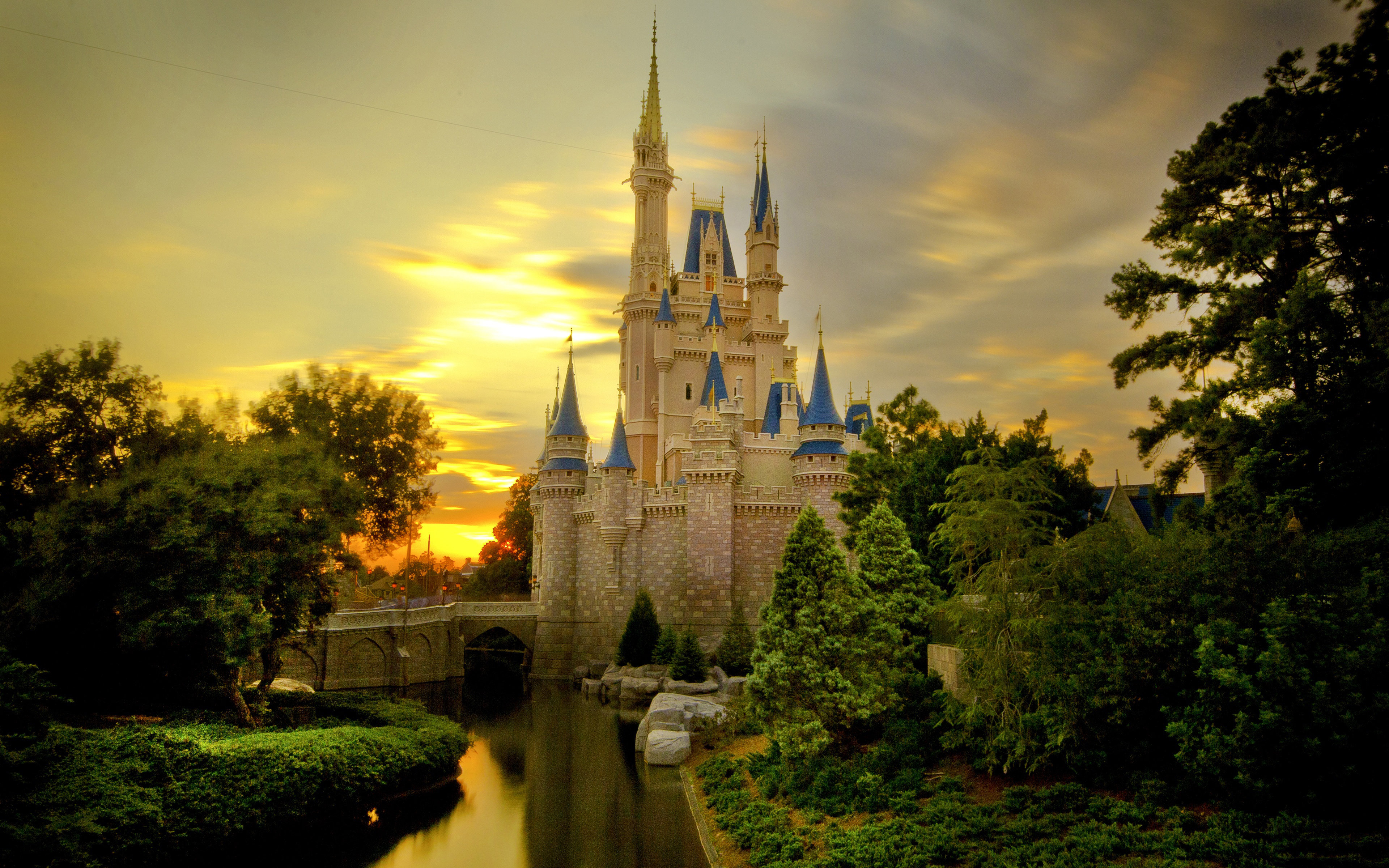 Sunset over Cinderella castle wallpaper background