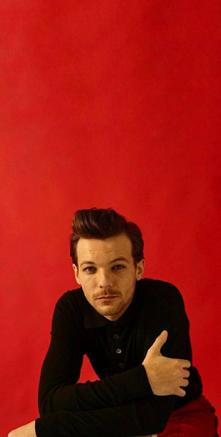 Louis Tomlinson HD Wallpaper