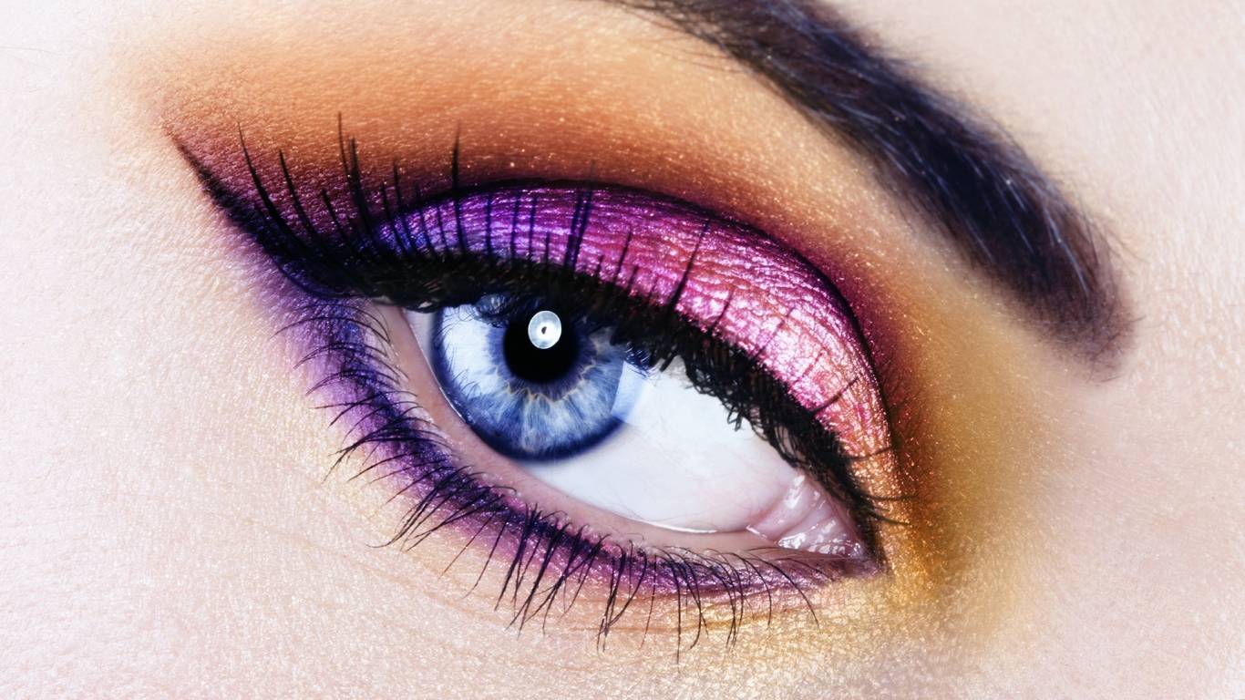 Beautiful Eye Makeup Wallpaper