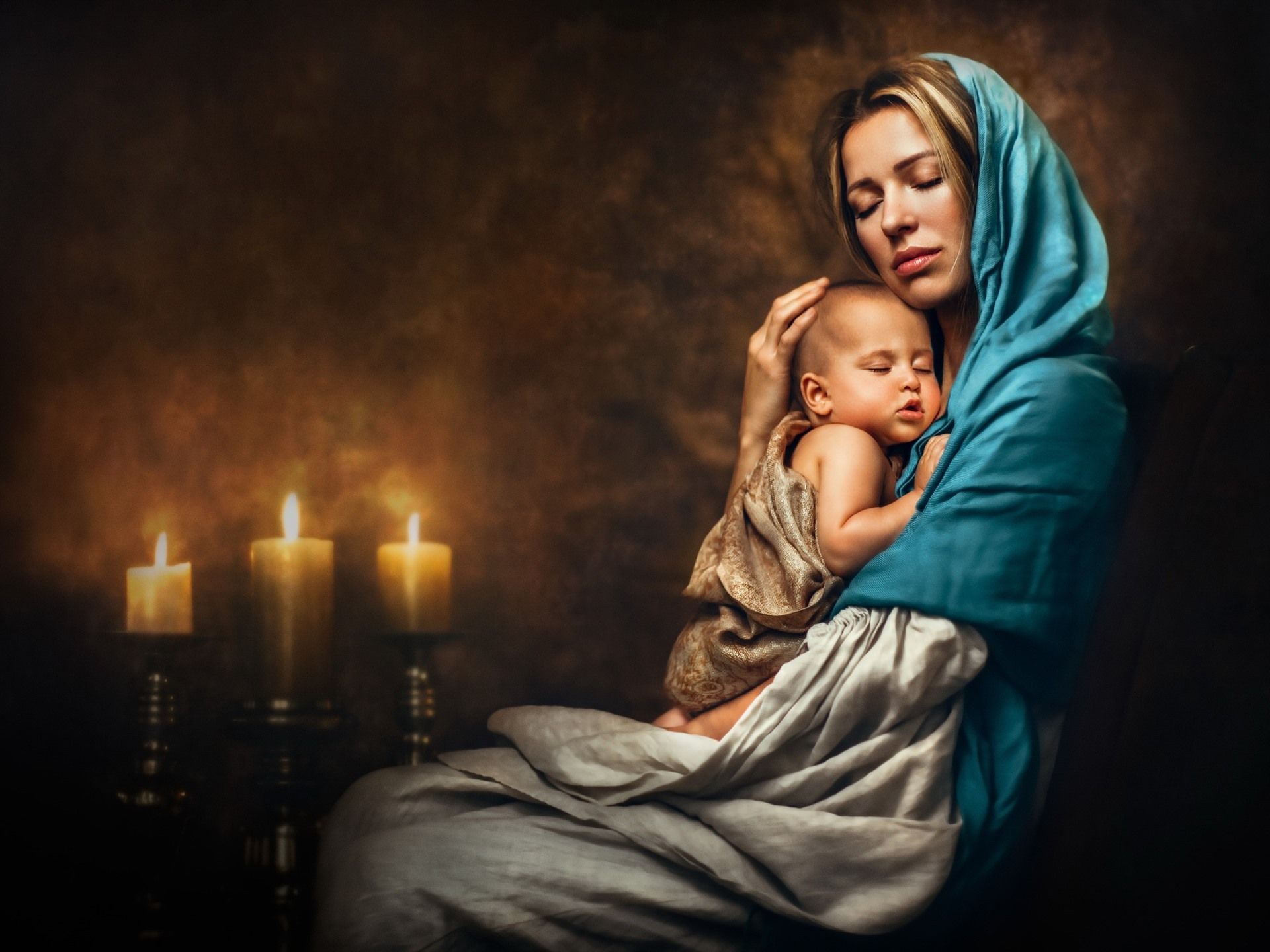 Mothers Love Wallpaper