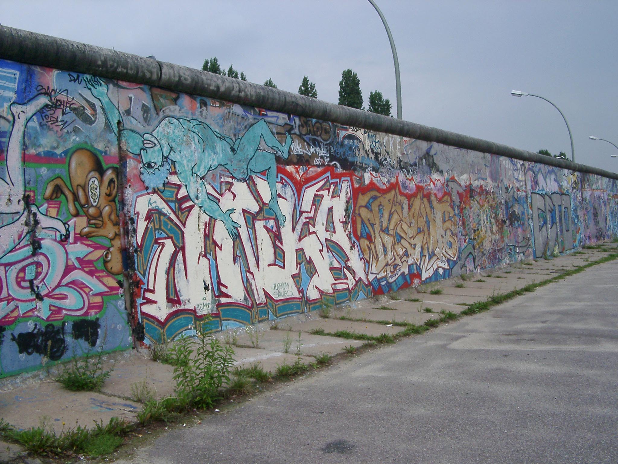 Berlin Wall Background And Textures Cr103