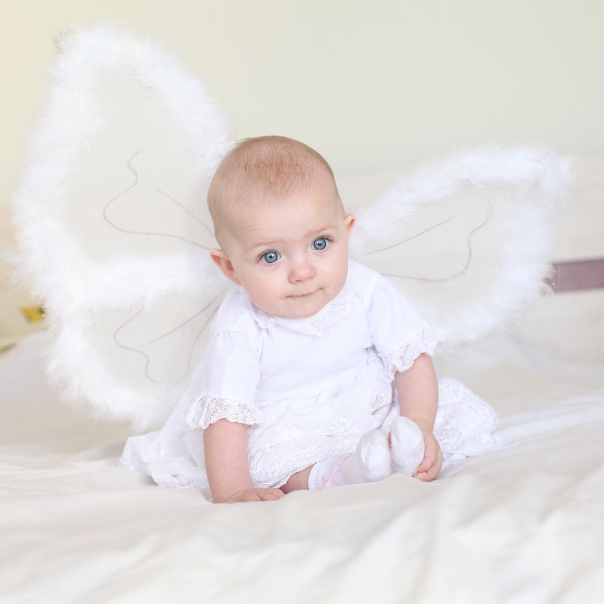 iPad Wallpaper Angel Baby People Mini