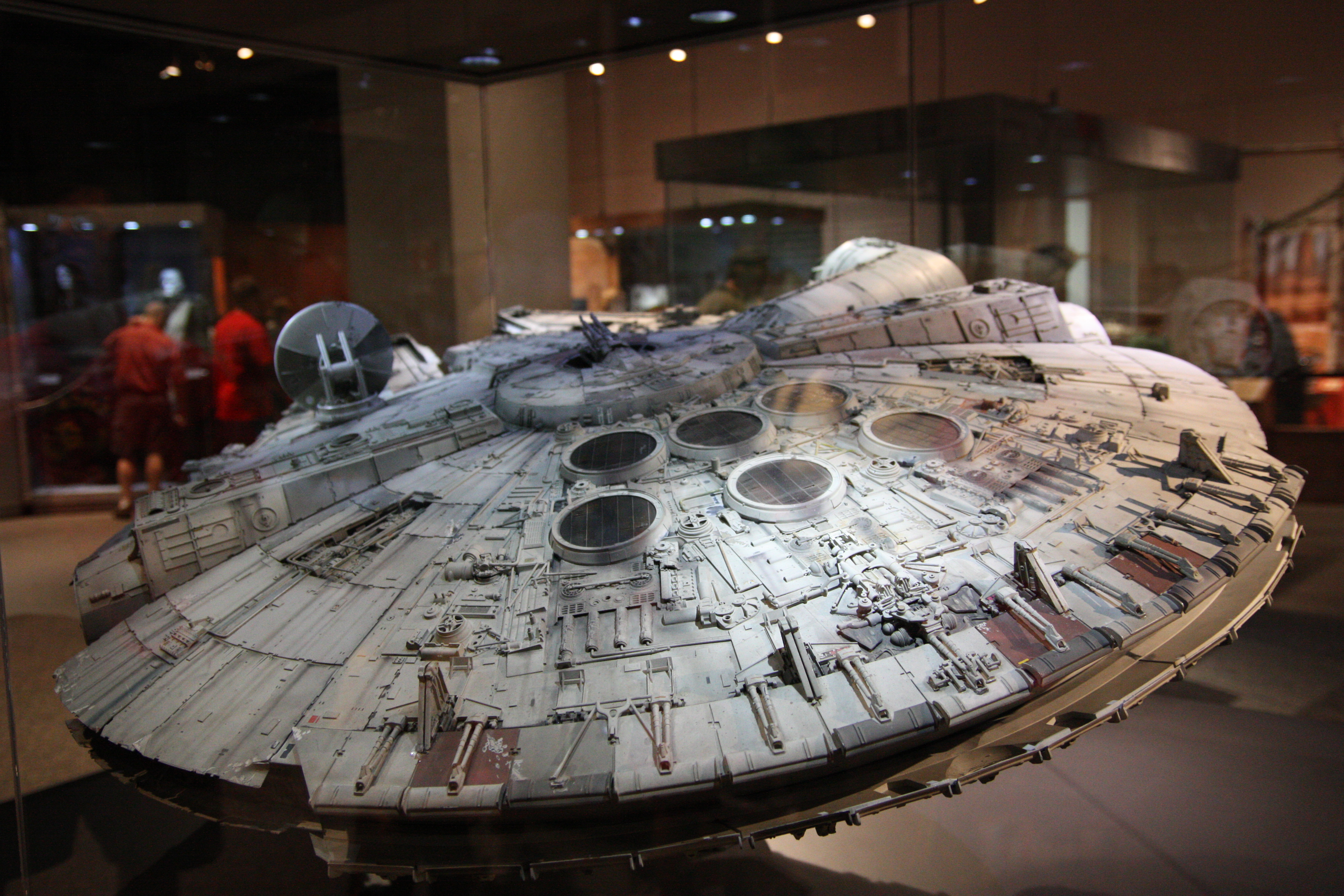 Millennium Falcon Spaceships Are Awesome