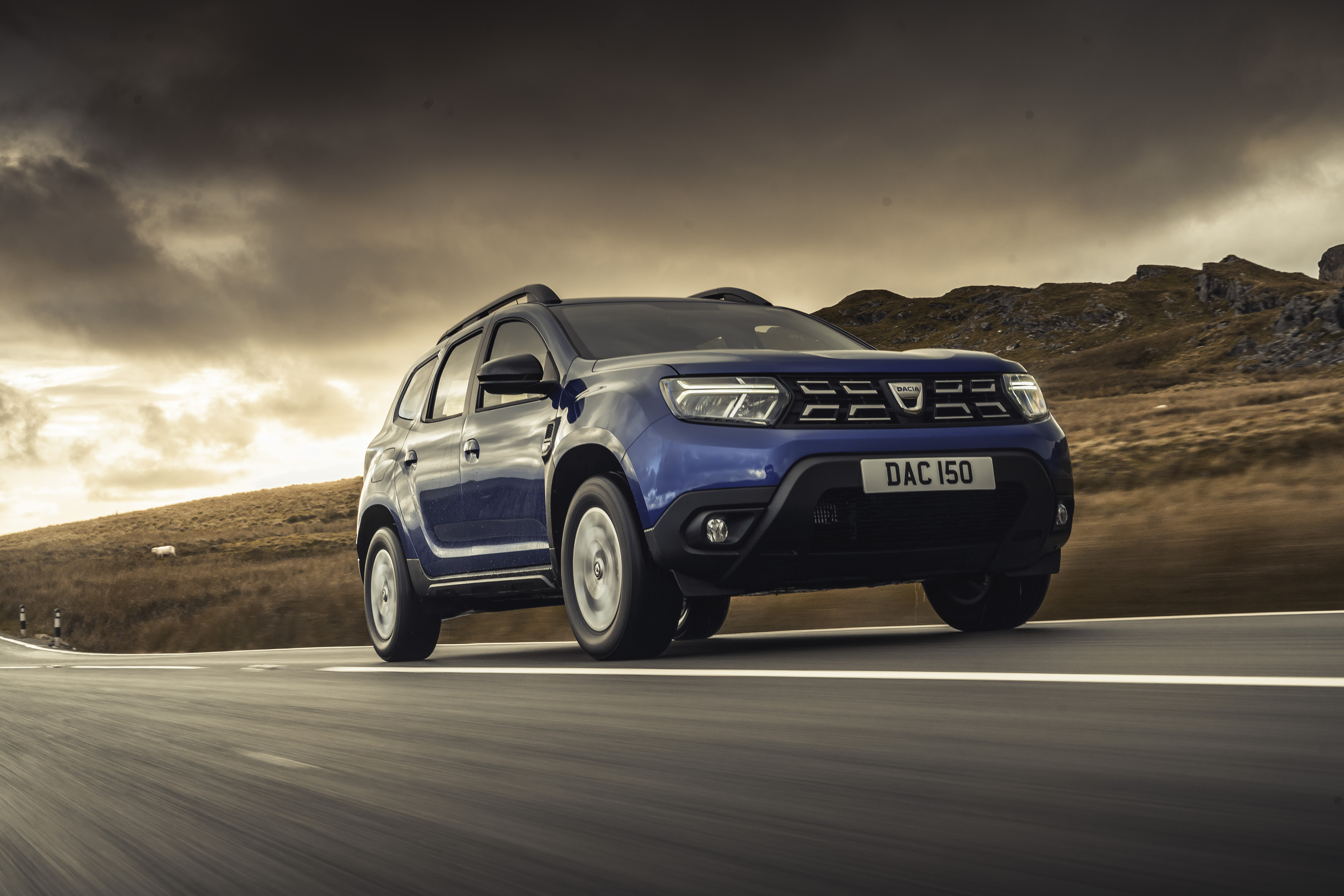 10 Dacia Duster HD Wallpapers and Backgrounds 4743x3162