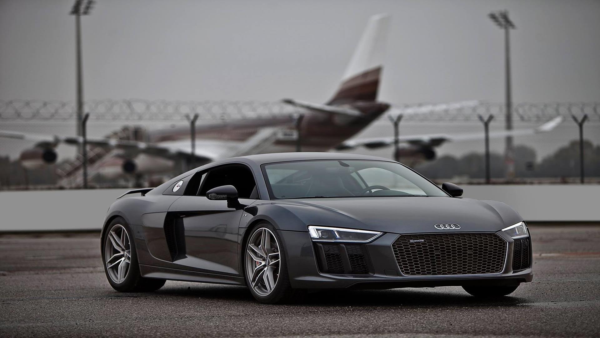 You Can Download 2016 Audi R8 V10 Plus Fullhd Wallpapers