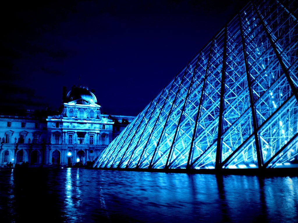 Paris Louvre Museum Pyramid Wallpaper Allwallpaper In