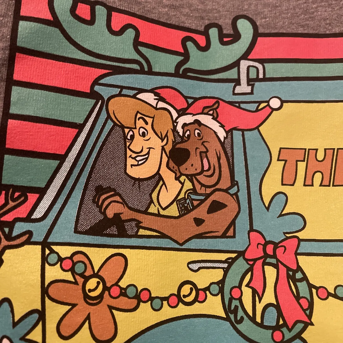 OLD NAVY SCOOBY DOO MERRY CHRISTMAS MYSTERY MACHINE GRAY Mens T