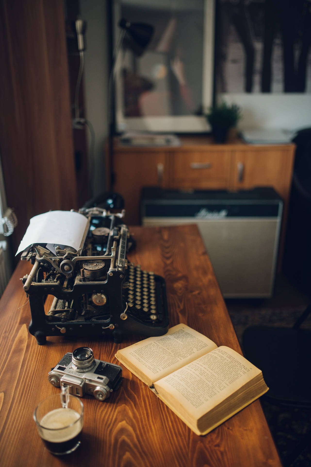 Book Aesthetic Background Wallpaper