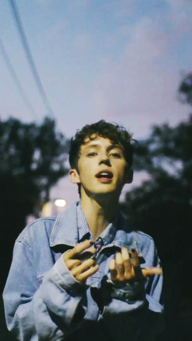 Troye Sivan Wallpaper Image In Collection