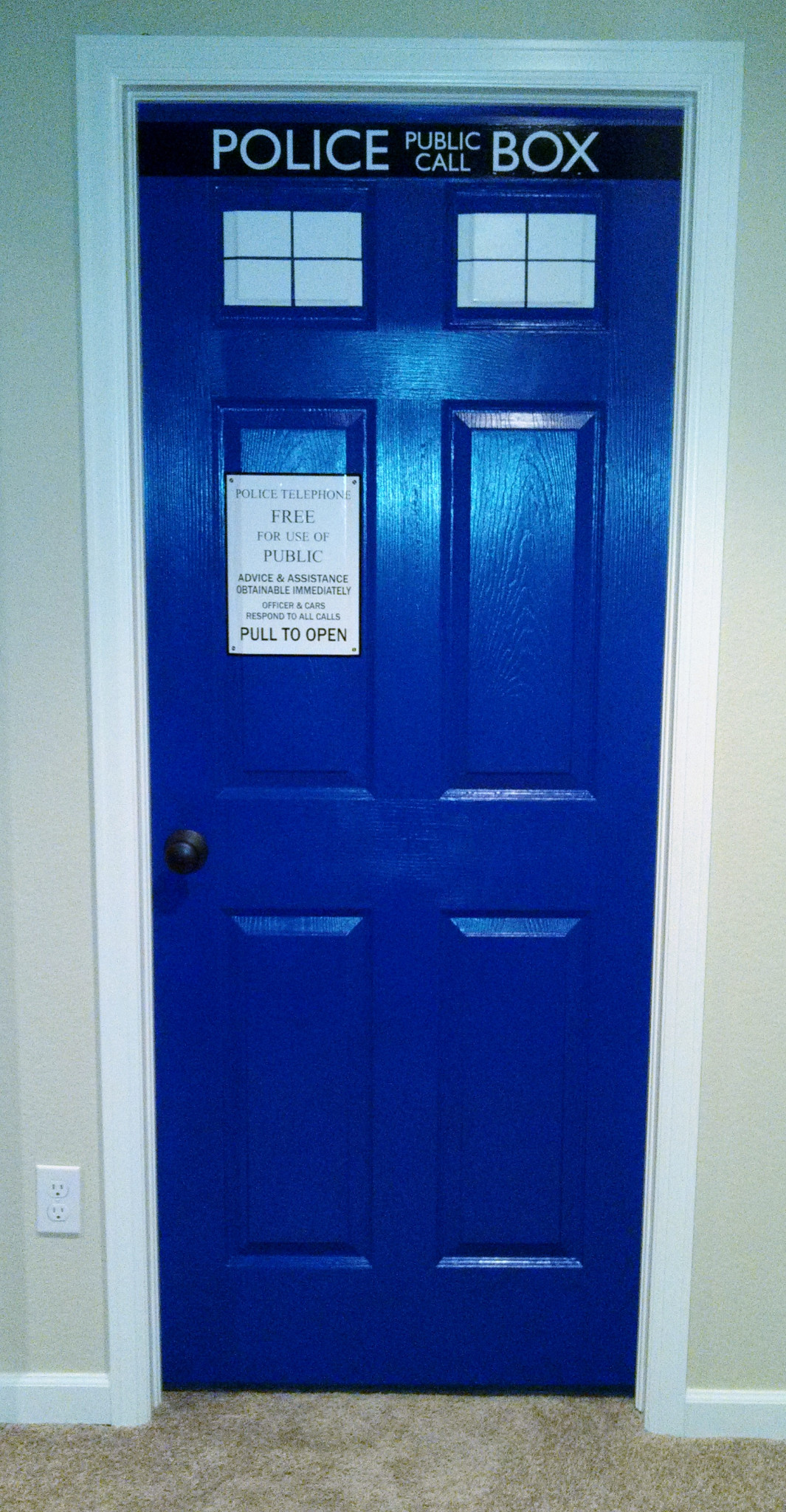 Displaying Image For Doctor Who Tardis Door Wallpaper