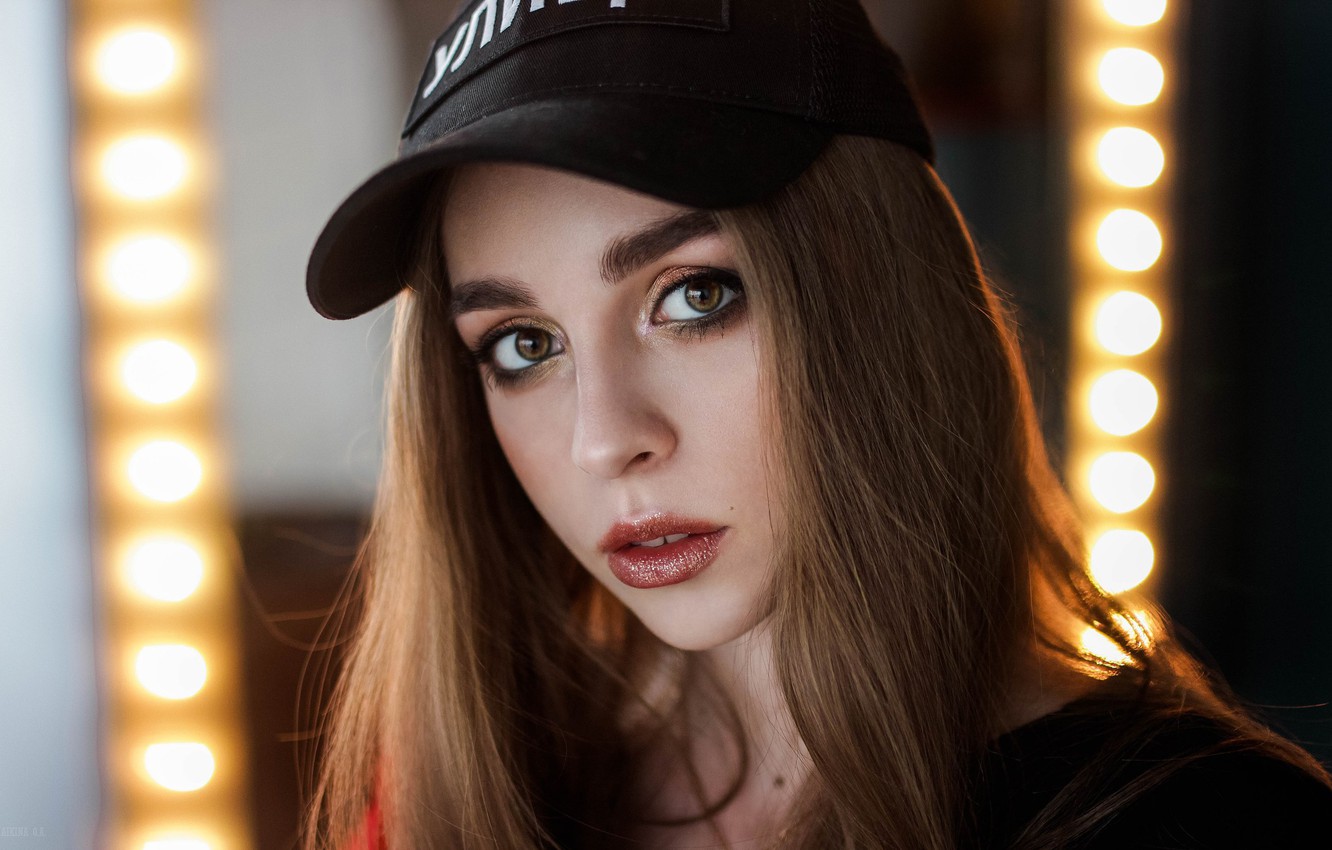 Wallpaper Look Close Up Model Portrait Makeup Hairstyle Cap