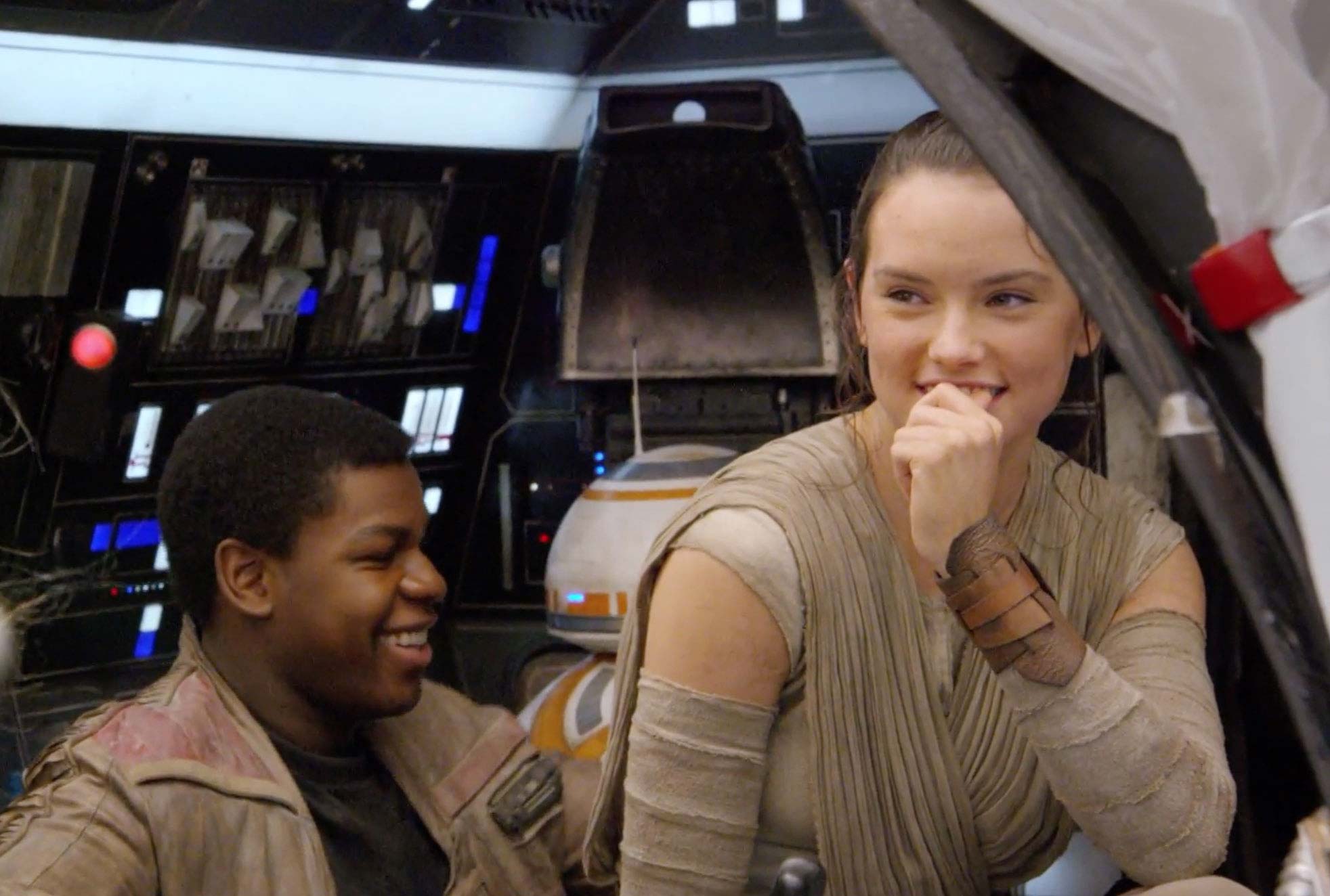 Star Wars The Force Awakens Vanity Fair John Boyega And Daisy Ridley