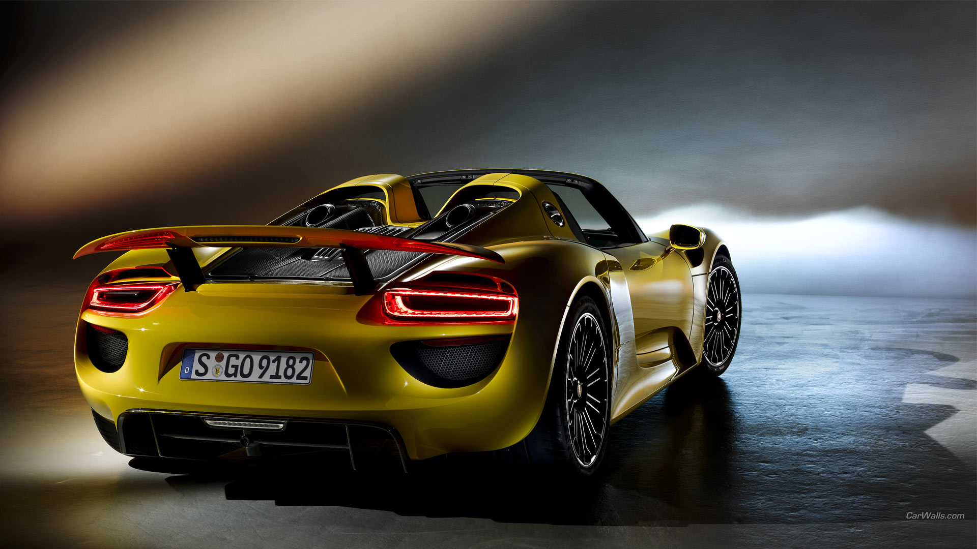 Porsche Spyder HD Wallpaper Background