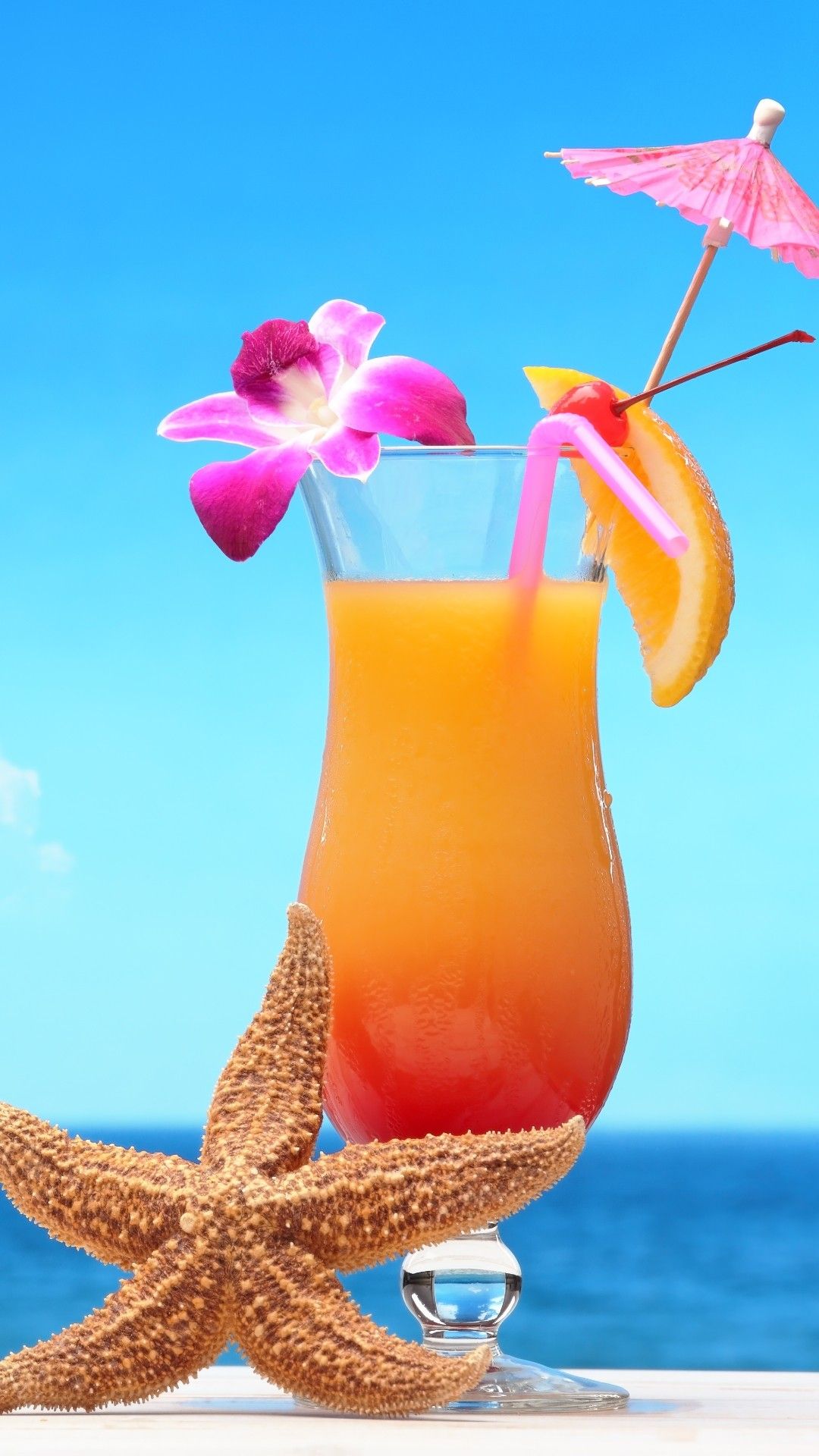 Tropical Drinks Wallpaper