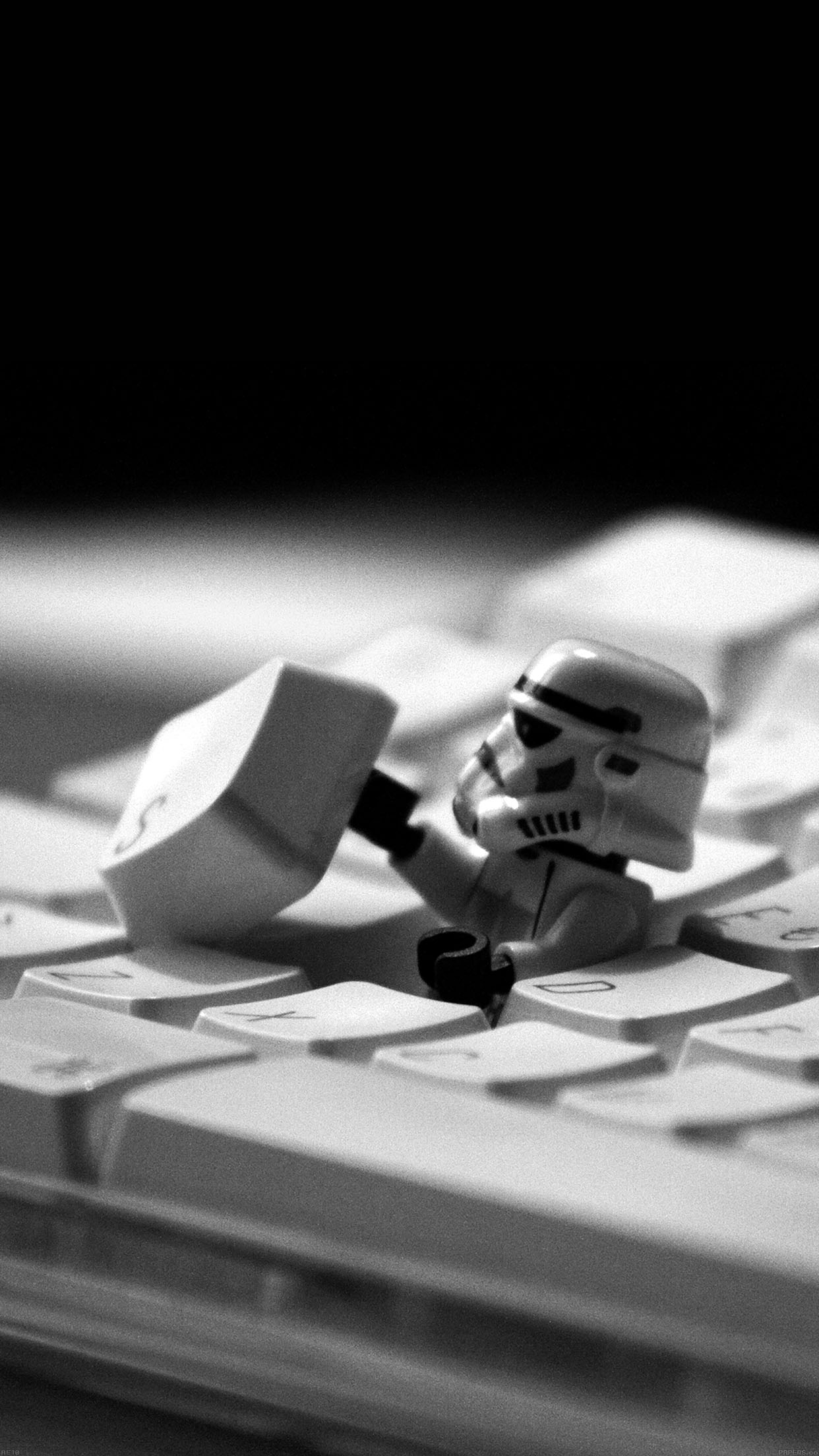 Storm Trooper Starwars Keyboard Film iPhone6 Plus Wallpaper Jpg