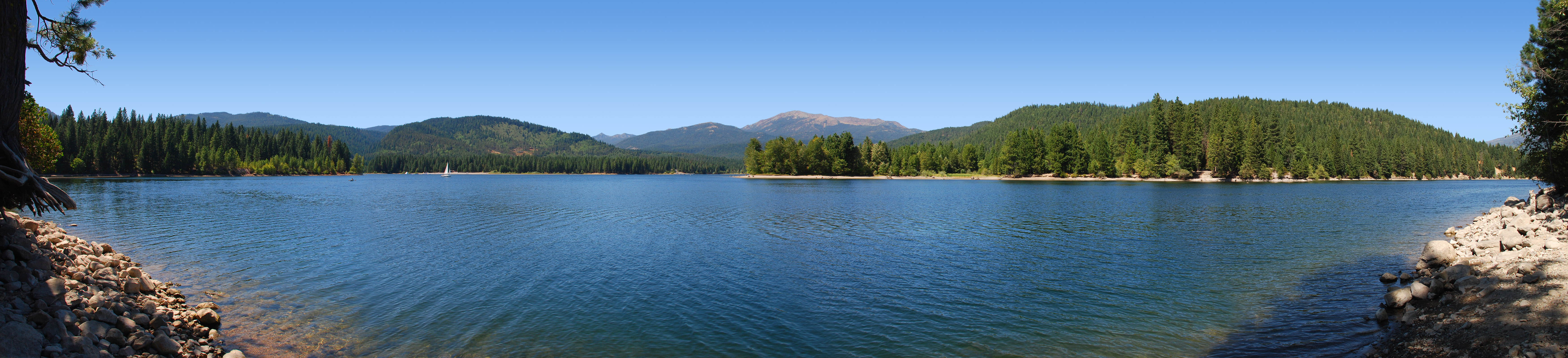 Lake Siskiyou Panorama Travel Wallpaper And Stock Photo