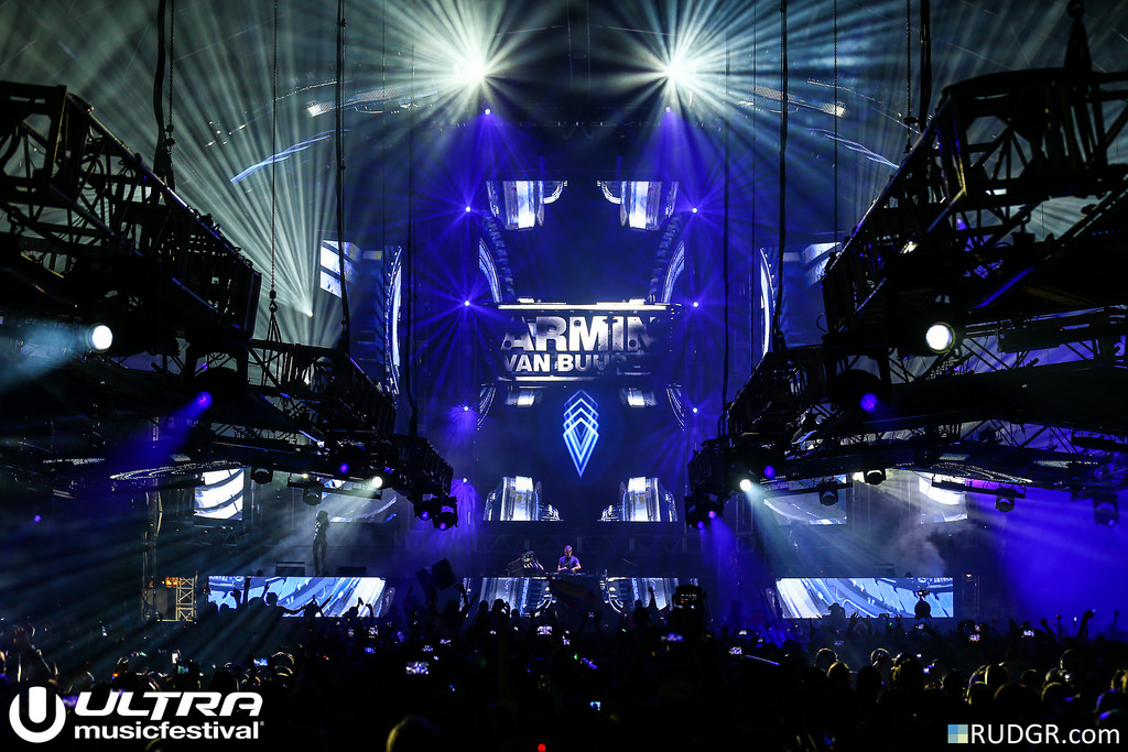 Armin Van Buuren Ultra Music Festival Photo Rudgr