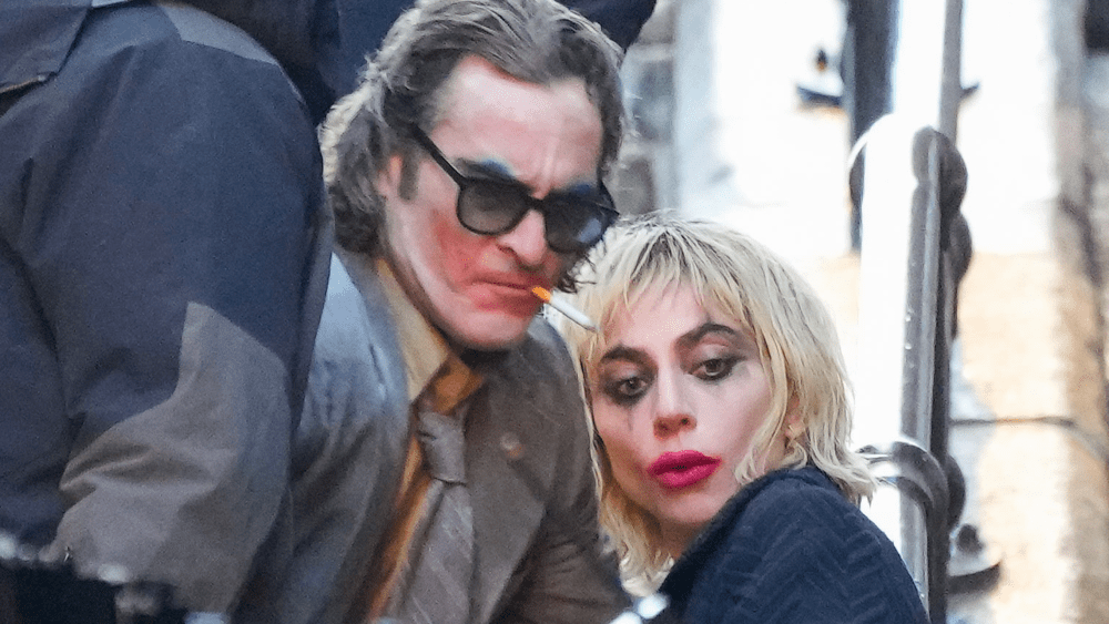 Joker Set Photos Lady Gaga Joaquin Phoenix On Stairs
