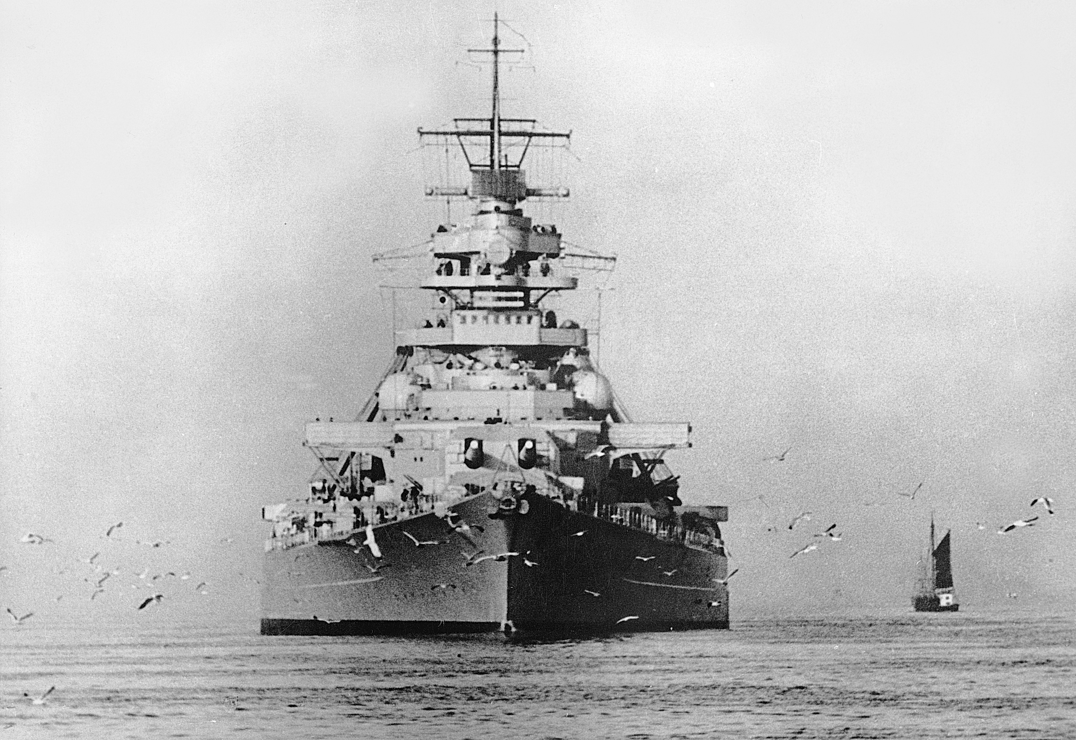Militr German Battleship Bismarck Schlachtschiff Bismarck Wallpaper