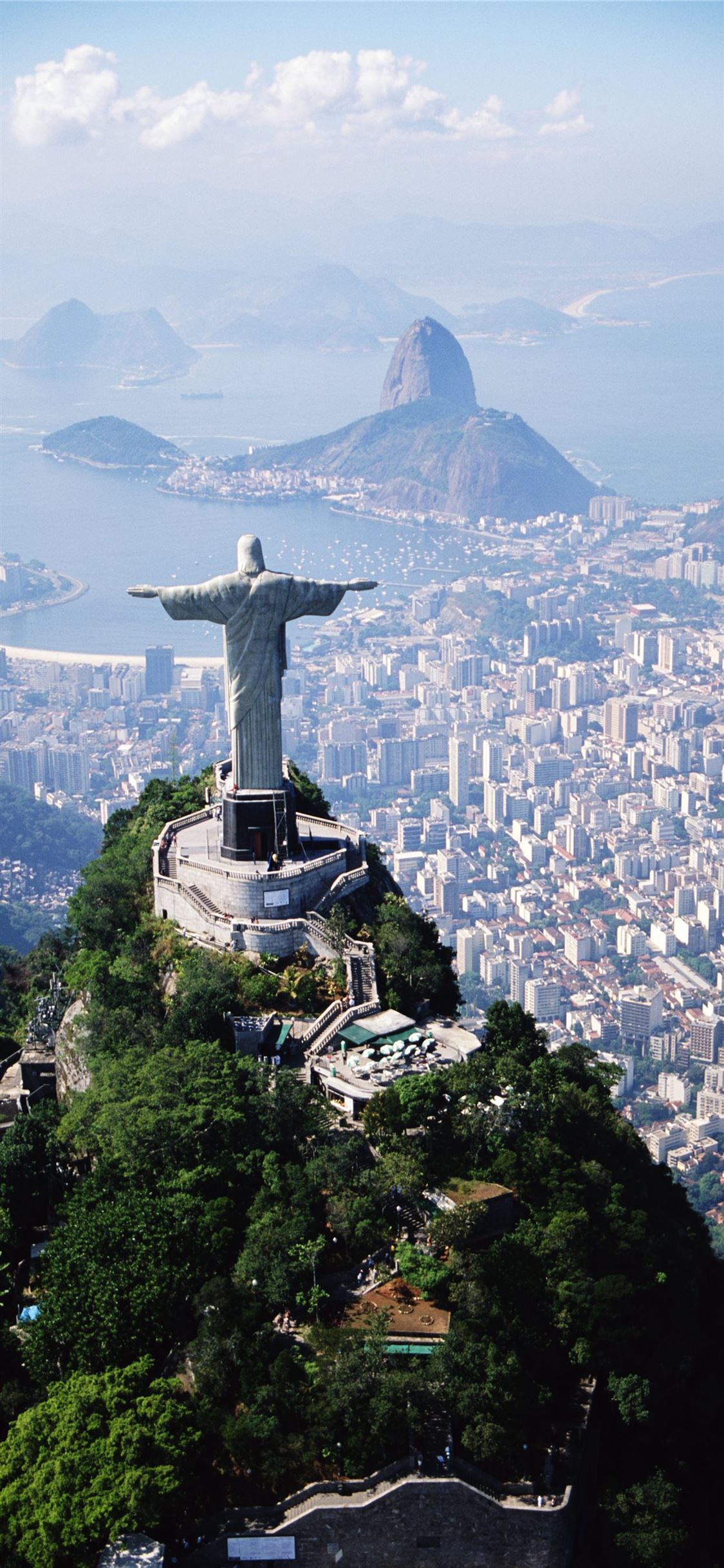Popular Tourist Attraction Of Rio De Janeiro Wallpaper
