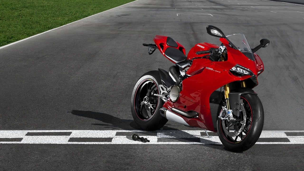 Ducati 899 Panigale Bike Widescreen Wallpaper 1280x720