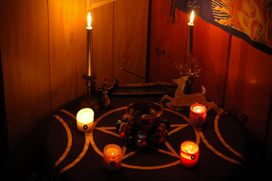 Yule Altar 2010 by Yaoi Wiccan on