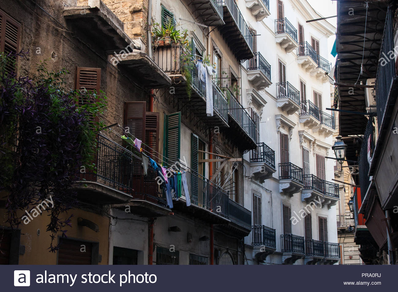 Wallpaper Background Of Palermo Old Residential Building Street