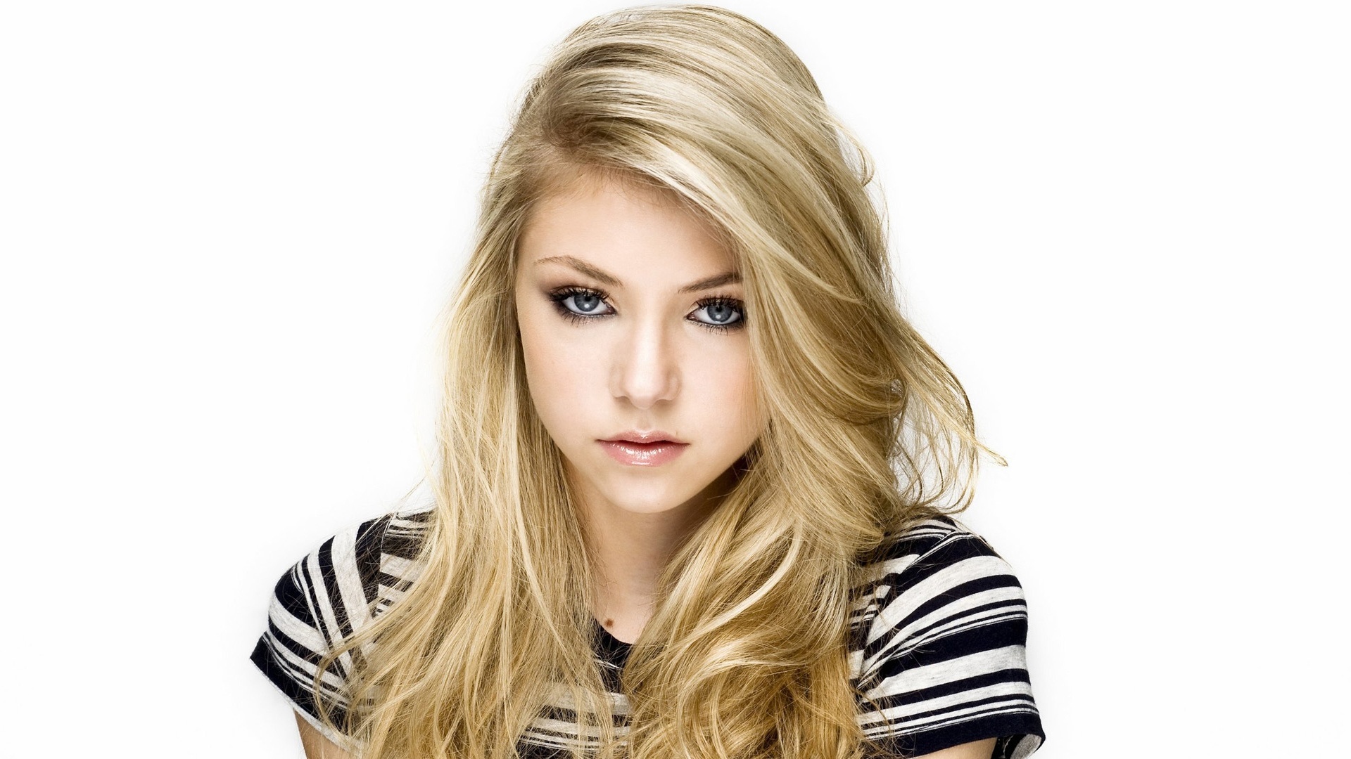 Taylor Momsen Blonde Celebrity Actress Cute Teen Wallpaper