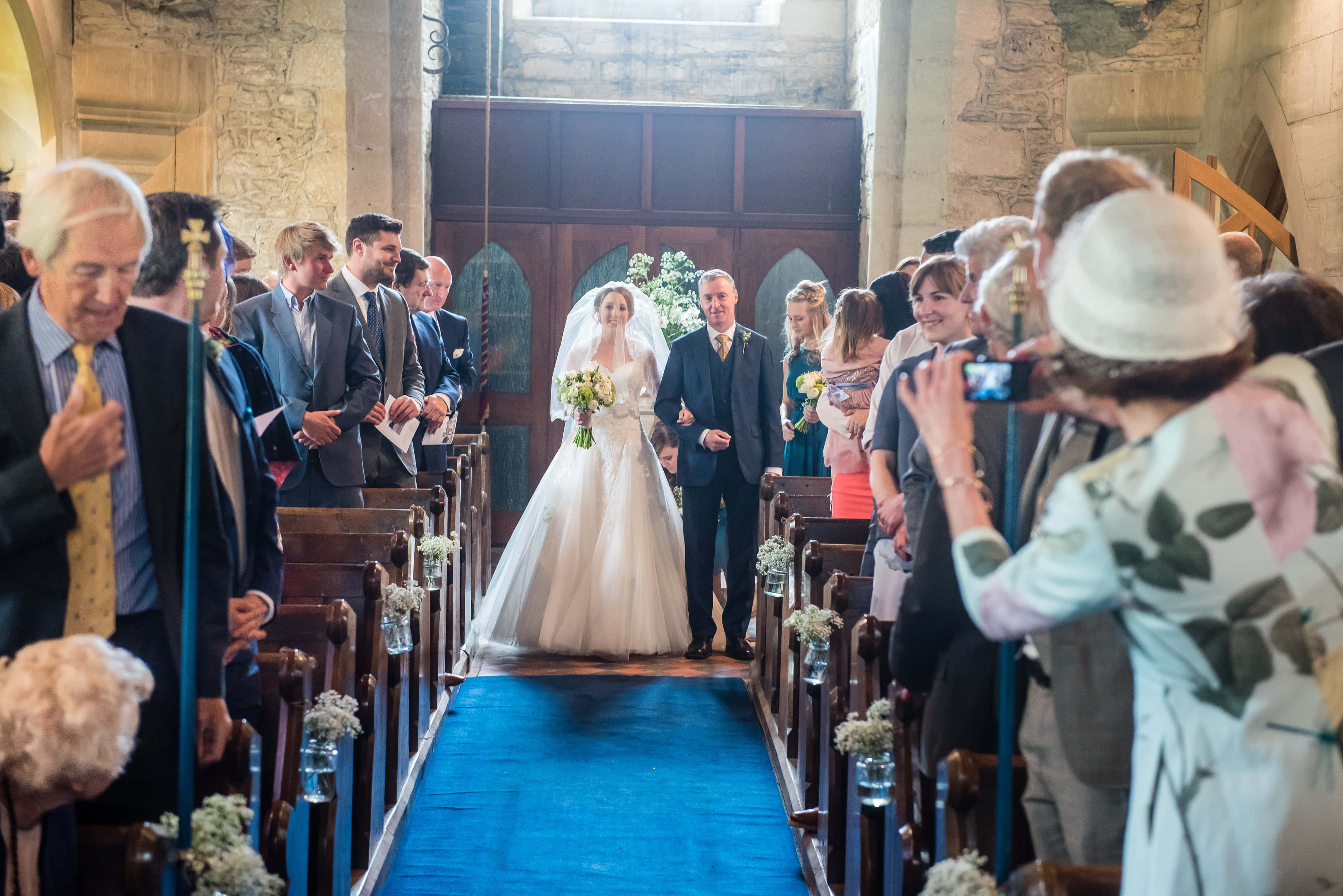 Celebrate Your Love With An Elegant Wedding Aesthetic Wallpaper