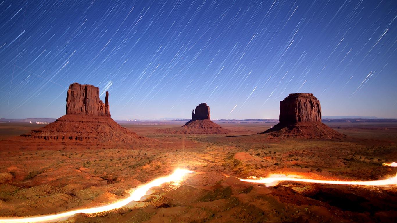 Bing Images   Monument Valley Utah   Still image of time lapsed night