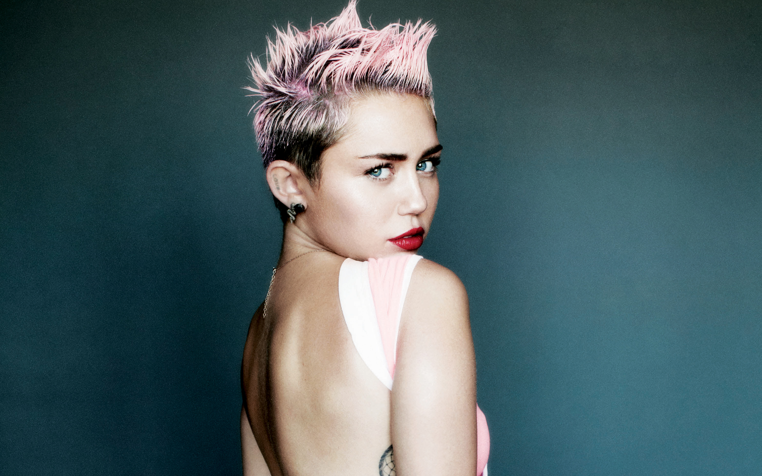 Fondo De Pantalla Miley Cyrus Wallpaper Hq 1080p