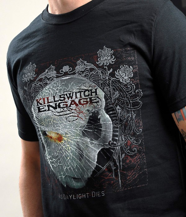 Killswitch Engage As Daylight Dies Image