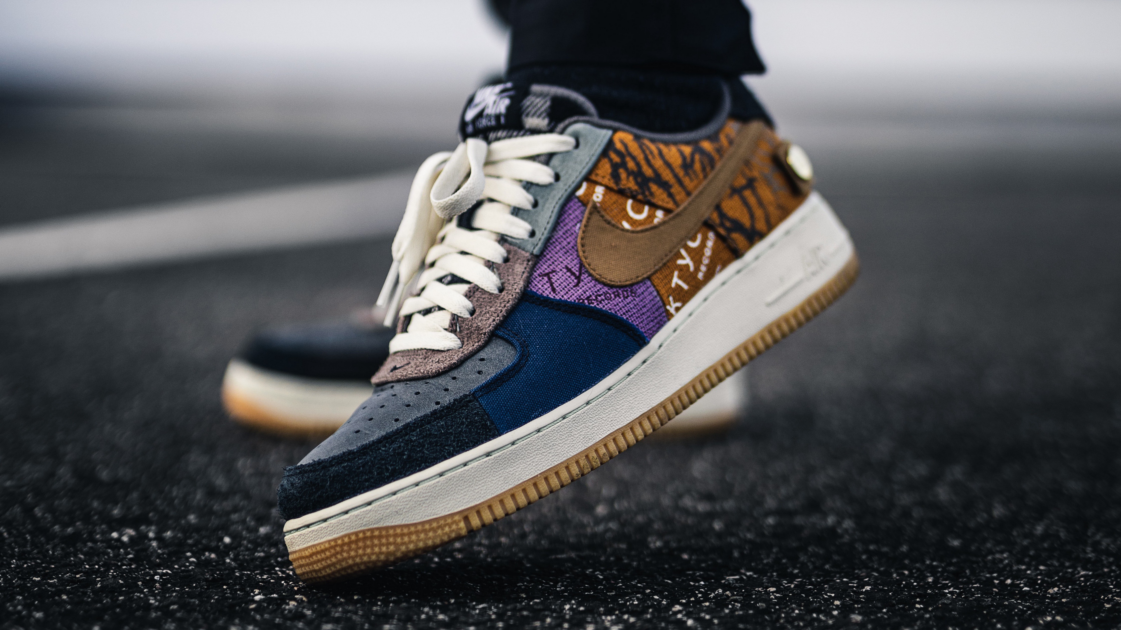 Man Made Shoe 4k Ultra HD Wallpaper