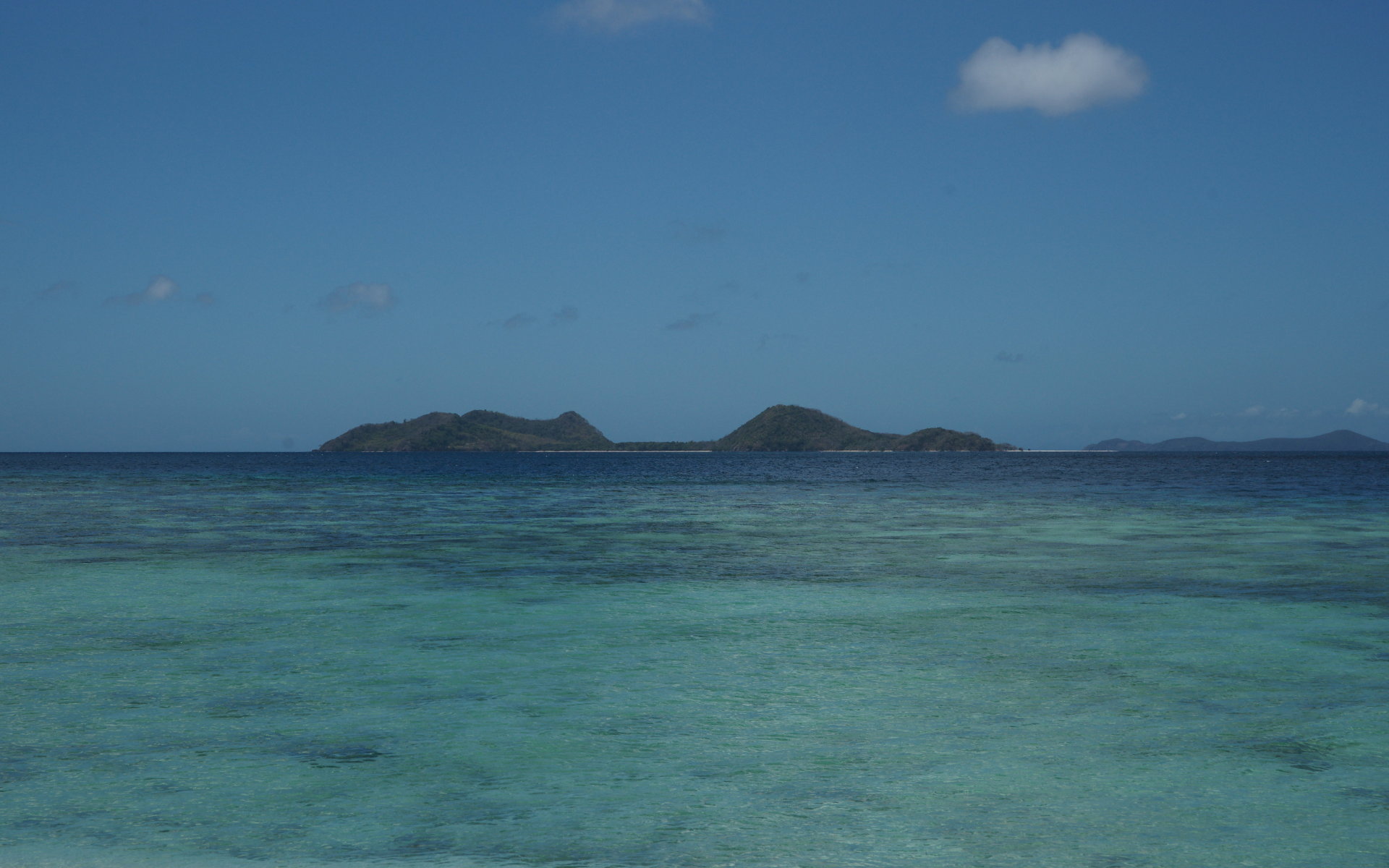 Beautiful Ocean Scenery Calamianes Islands Widescreen Wallpaper