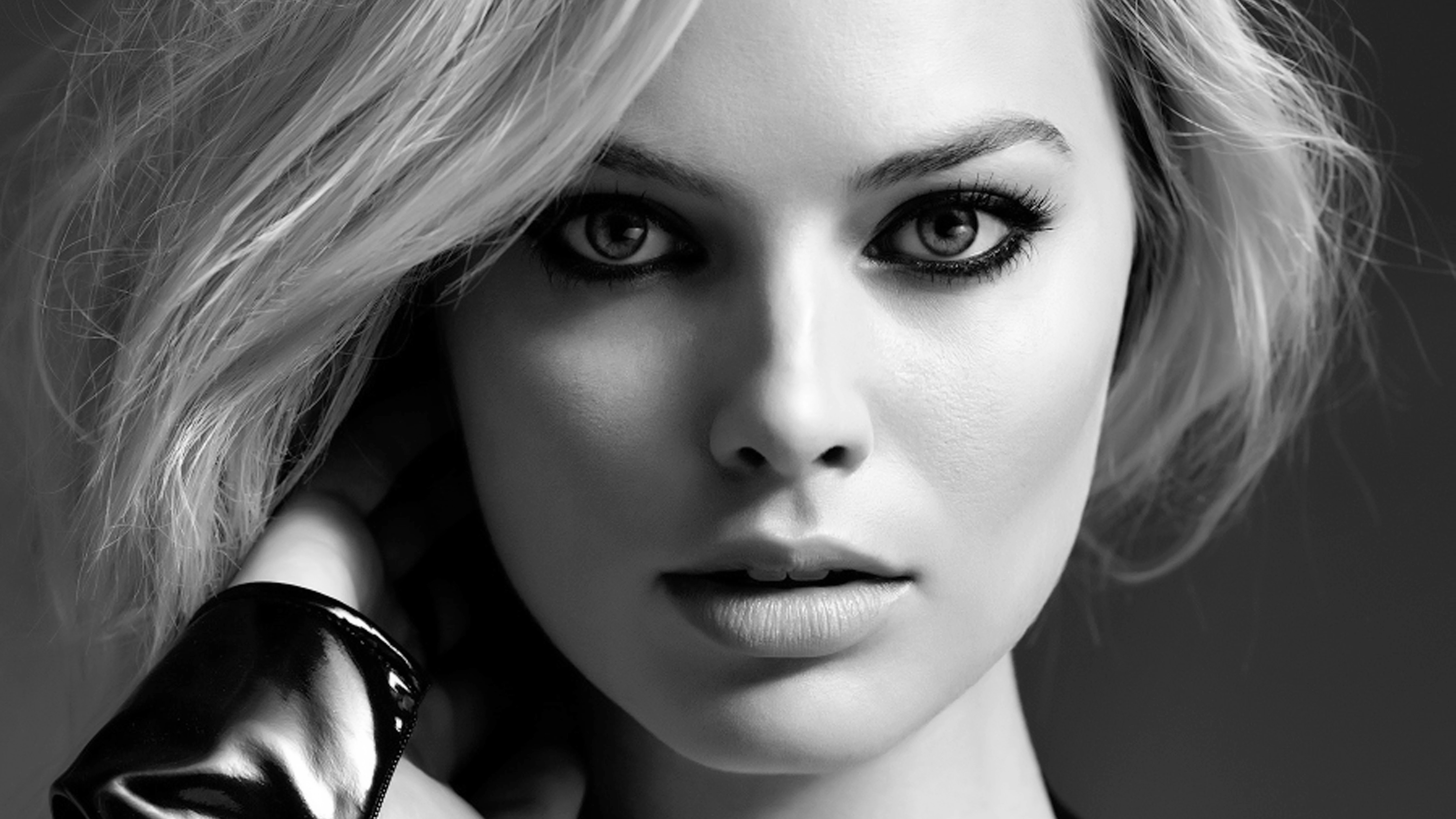 Margot Robbie Wallpaper