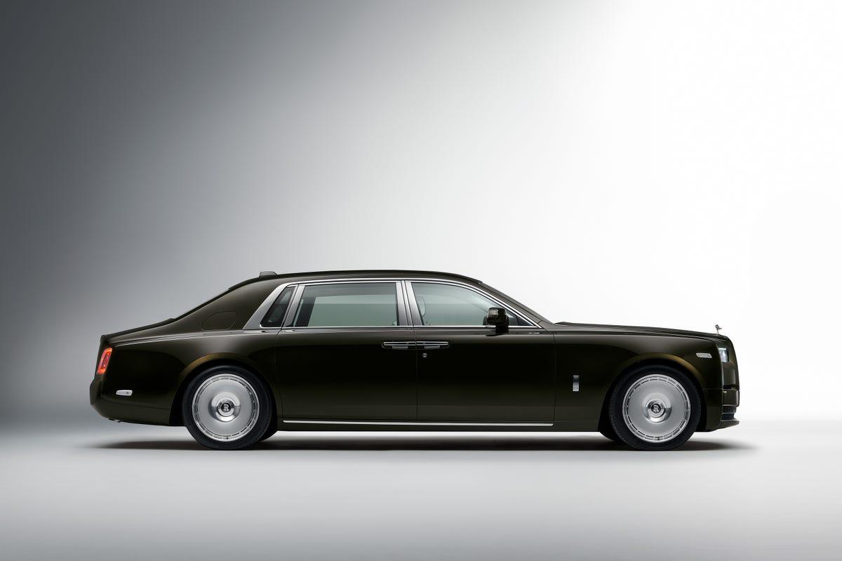 Rolls Royce Phantom Series Ii Looks Even More Ostentatious C