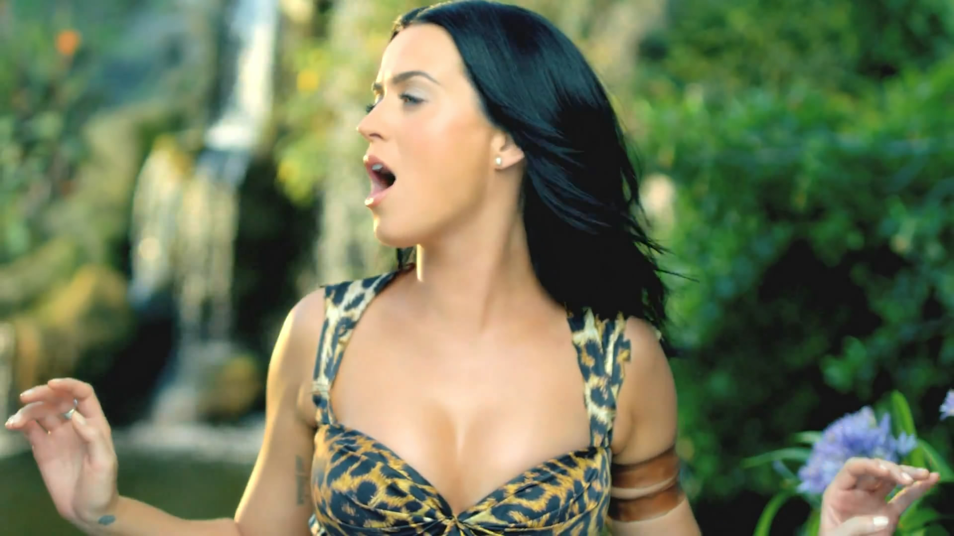 Back To Post Katy Perry Roar Music Video HD