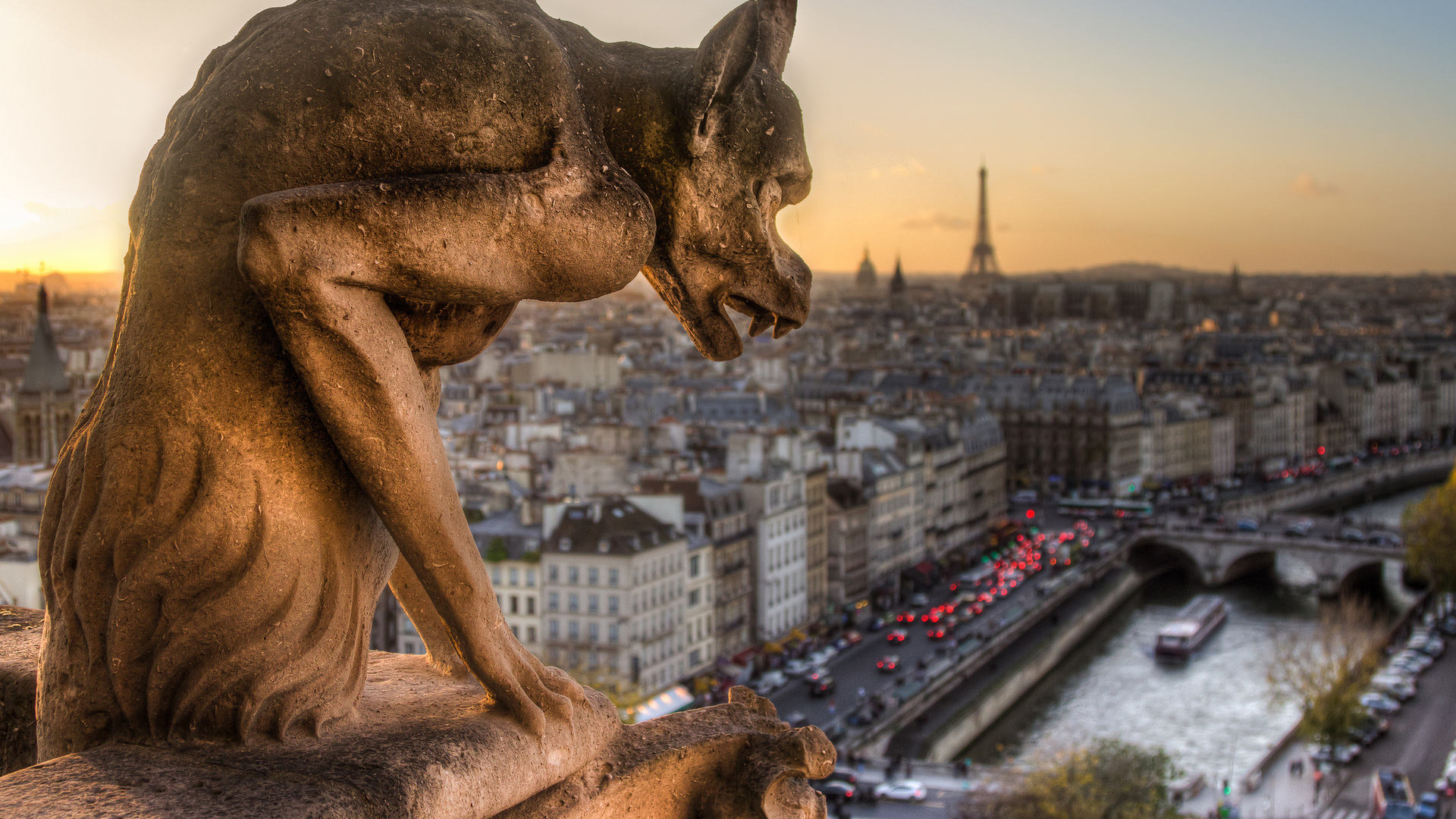 Sculpture The Gargoyle Notre Dame De Paris