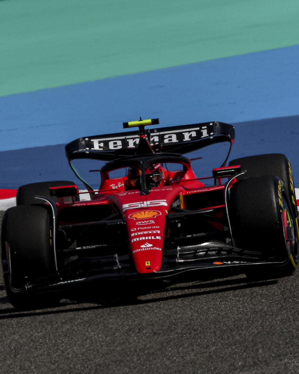 Scuderia Ferrari On X Cars A Track For Real F1testing