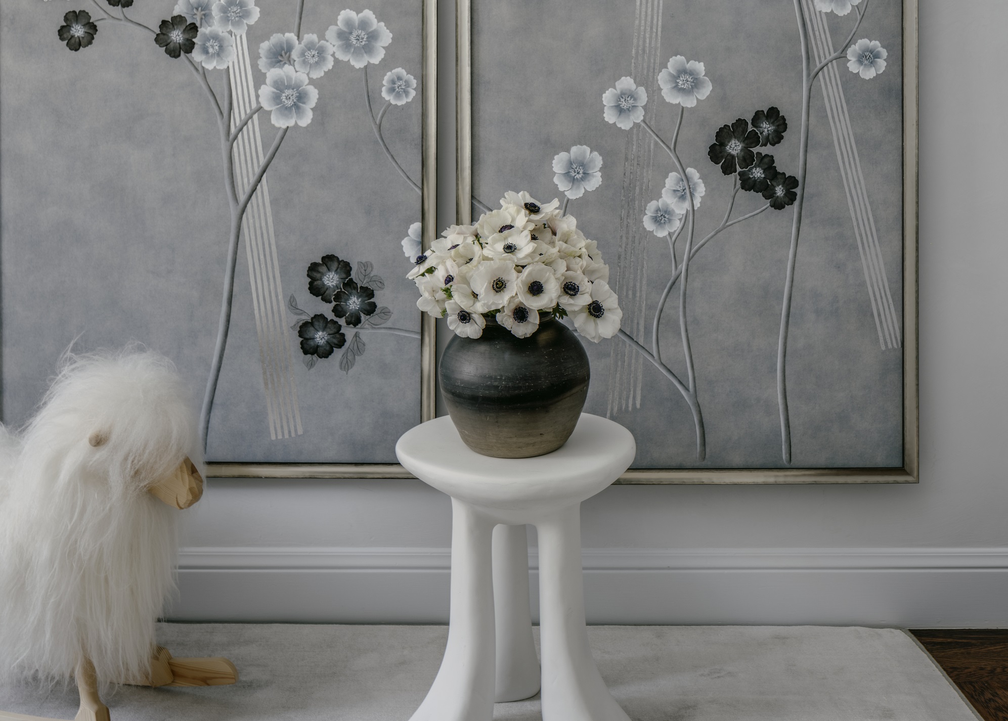 The Wallpaper Panel Trend Is A Subtle Way To Embrace Pattern