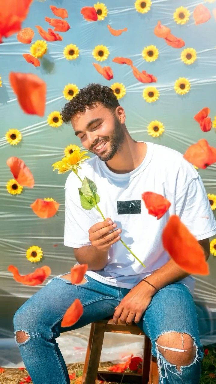 Famous Tiktokers Younes Zarou Vz1jzfd2sub1luiu Wallpaper
