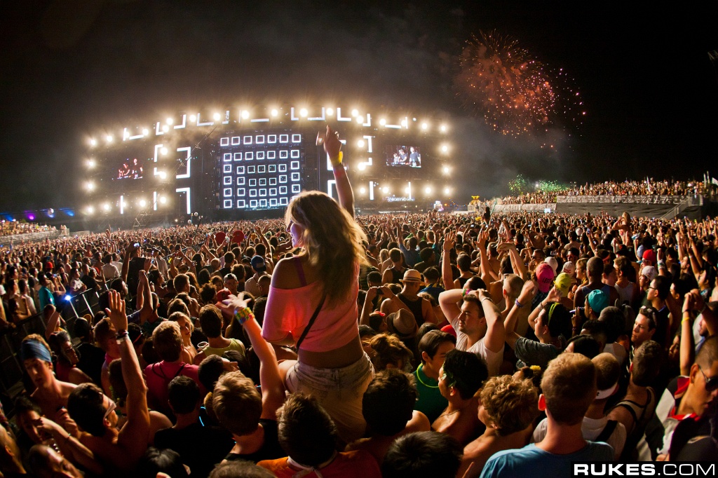 Biggest American EDM Music Festivals You Need to Be at In 2013