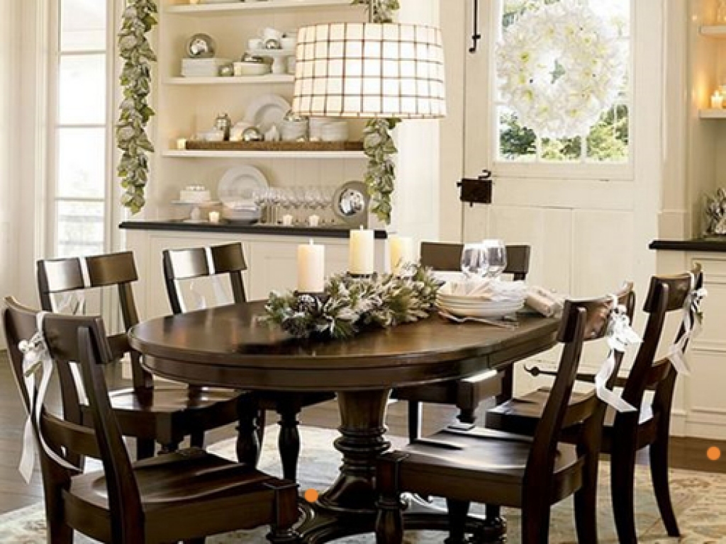 country wallpaper for dining room
