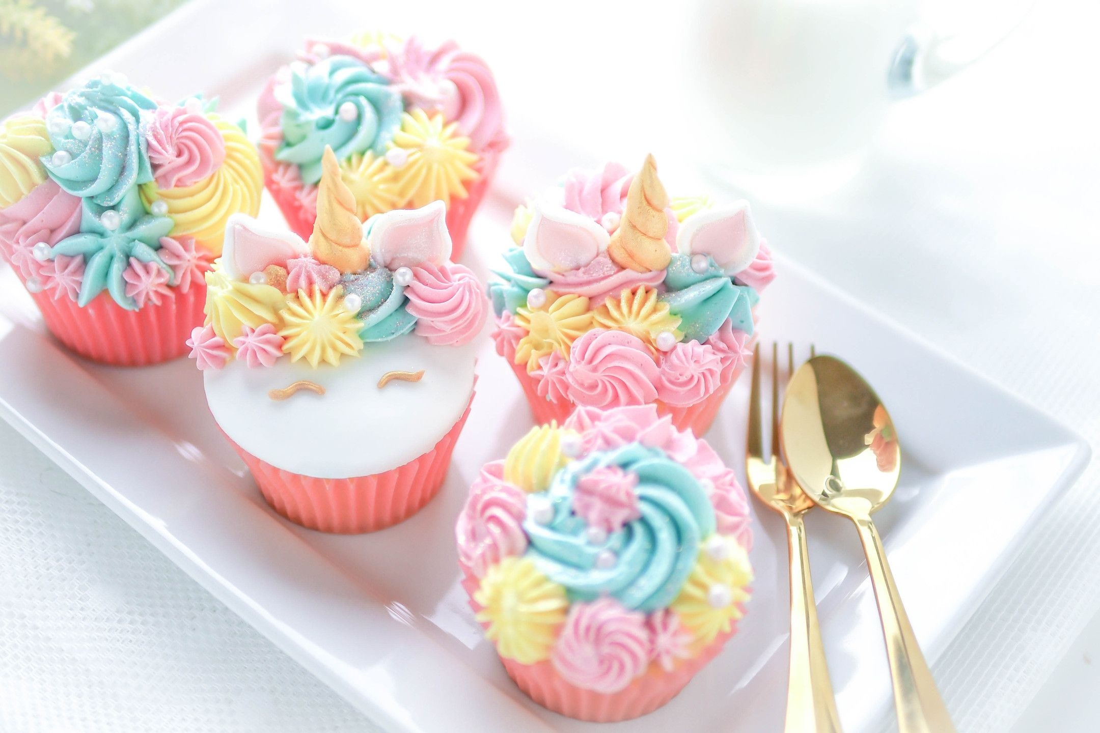 Meringue Wallpaper